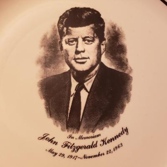 Vintage John F. Kennedy Commemorative Plate - Picture 2 of 4